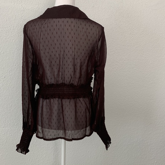 Surrealist Brown lace button down blouse - Picture 2 of 12